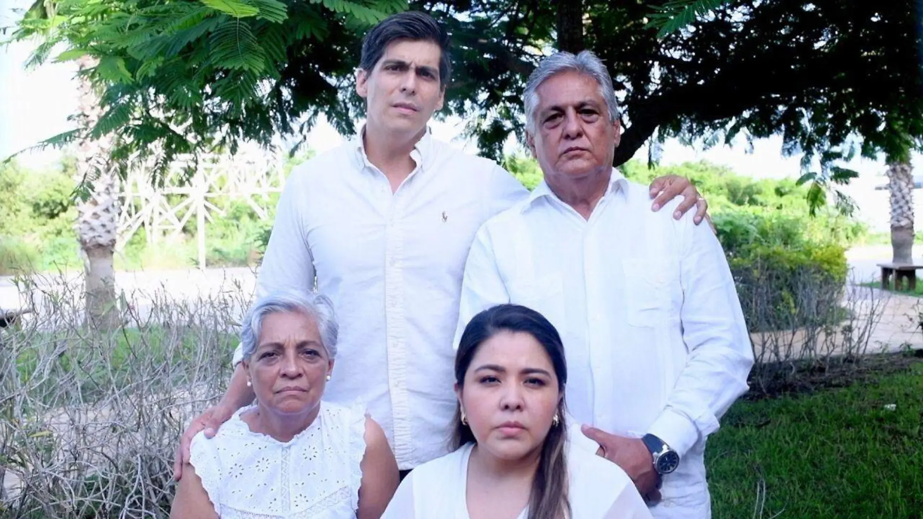 familiares de bernador n